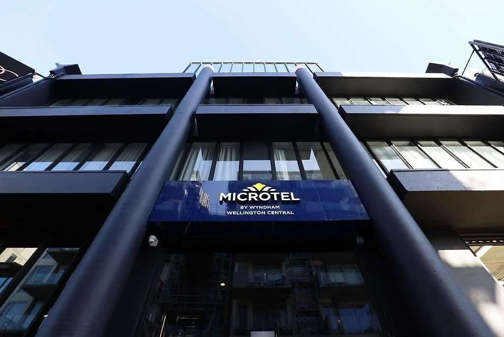 Microtel By Wyndham Wellington 4*,